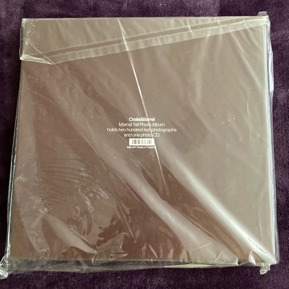 Crate and Barrel Photo Album - Picture 2 of 3